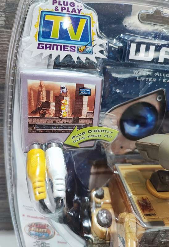 2008 Jakks Pacific WALL E Plug n Play TV Game