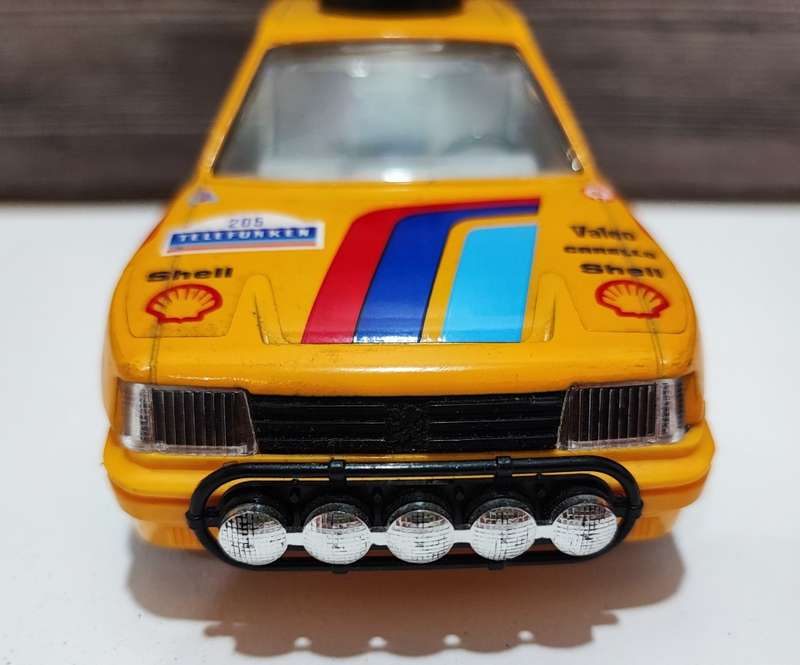 Vintage Bburago Renault Peugeot 205 Turbo Die Cast Model