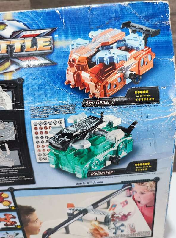 2004 HotWheels Battle X - The General and Velocitor