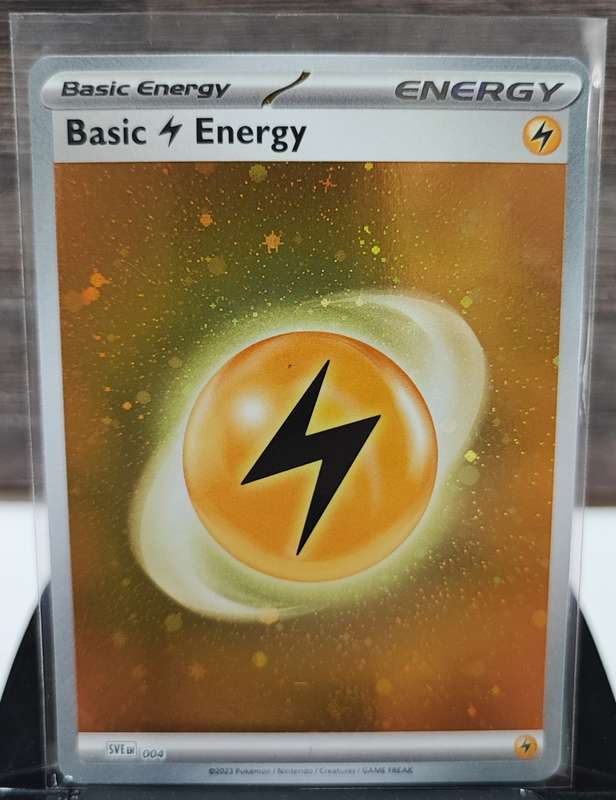 Pokémon TCG Lightning Energy Holo SVE 004