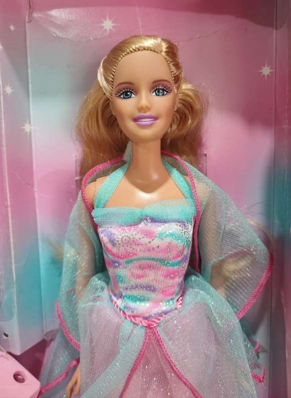 2001 Mattel California  Magic Jewel Barbie