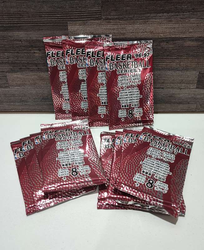 Vintage 96/97 Fleer NBA Basketball Trading Cards(Bid per packet)