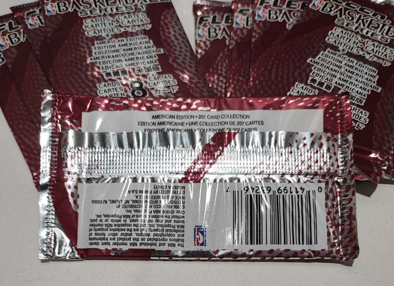 Vintage 96/97 Fleer NBA Basketball Trading Cards(Bid per packet)
