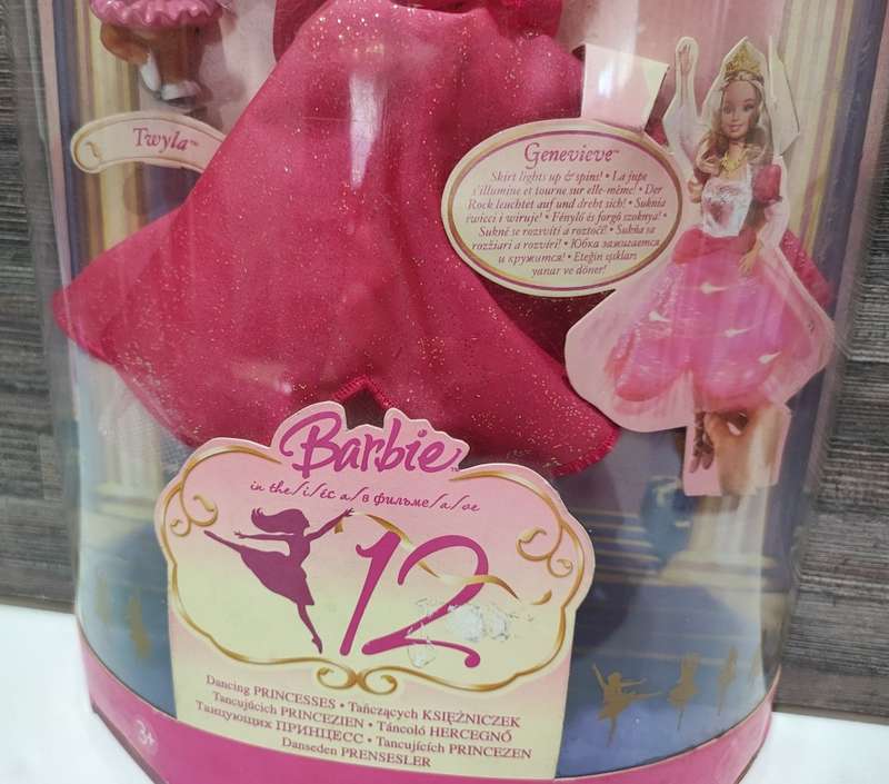 2006 Mattel Barbie and the 12 Dancing Princesses Set