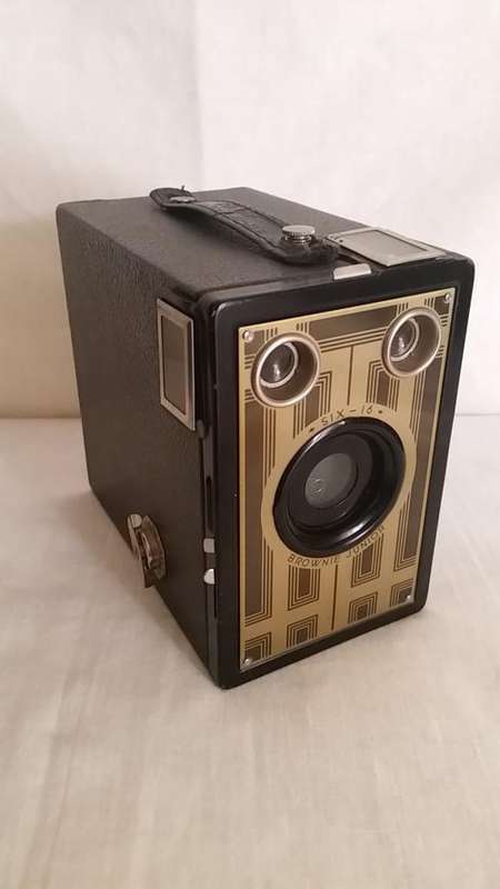 Kodak Six - 16 Brownie Junior
