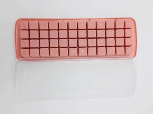 Ice cube tray with lid/Ice cube maker/ Whiskey ice cuber maker/Magic ice maker--pink