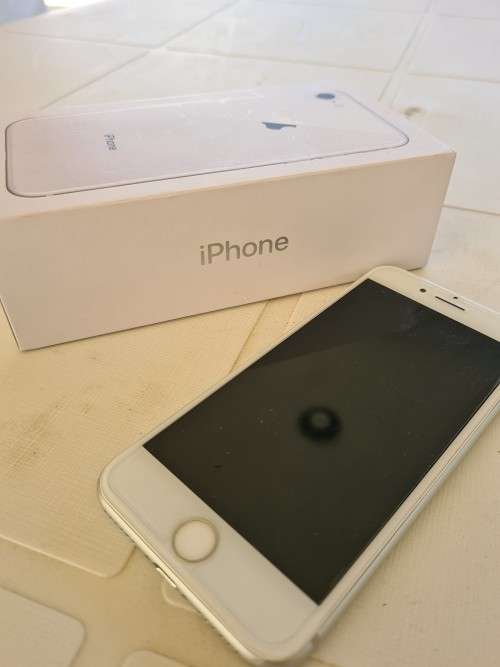 iPhone 8