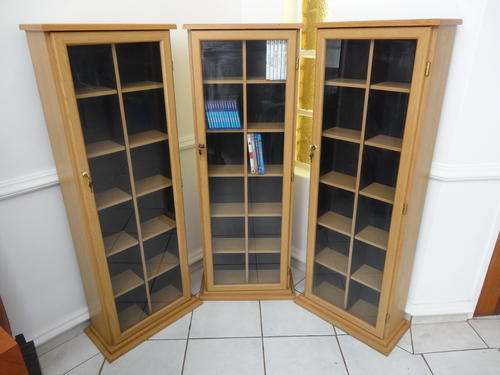 Friedlein Lockable 150 cd/dvd/games storage stand cabinet