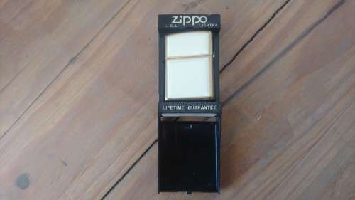 Zippo Brass Scrimshaw Lighter