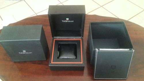 BEAUTIFUL TAG HEUER WATCH DISPLAY SET