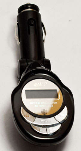 MP3 FM WIRELESS TRANSMITTER MODULATOR USB SD W/ REMOTE