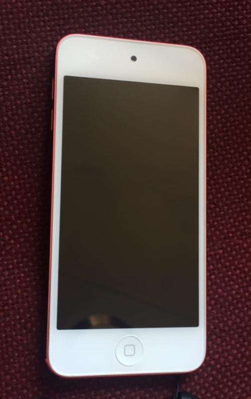 Pink Apple Touch 5th Generation 16Gig - Immaculate