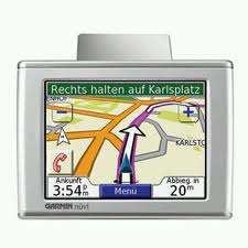 GARMIN NUVI 310 WITH BLUETOOTH PLUS LATEST SA STREETMAPS, SPEED CAMERA WARNINGS, ETC