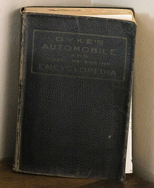 DYKE'S Automobile and Gasoline Engine ENCYCLOPEDIA 1932
