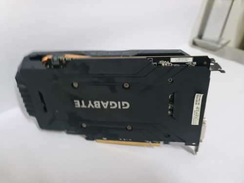 Gigabyte GeForce GTX 1060 WINDFORCE OC 6GB GDDR5 192-bit PCI-E 3.0 Desktop Graphics Card (Excellent