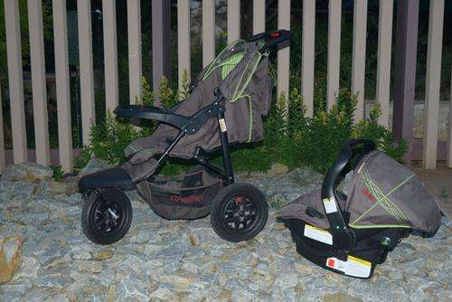 chelino pram
