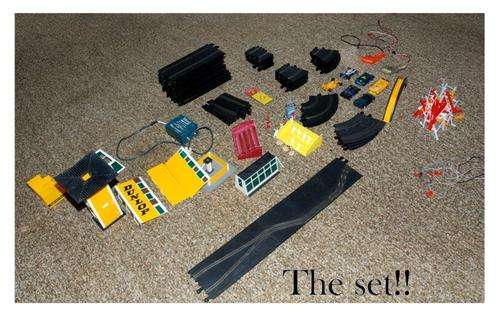 scalextric set from maybe 80`s, 6 cars many tracks etc.!!
