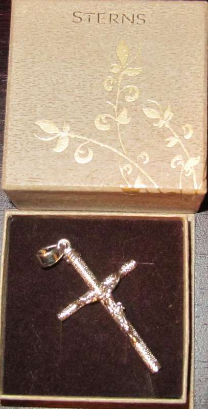 LOVELY STIRLING SILVER JEWELLERY