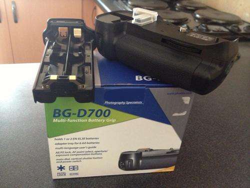 NIKON Battery Grip for Nikon D300, D300s, D700