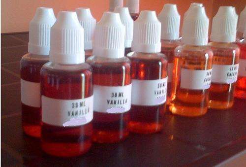 CLEARANCE SALE!! 30ml VANILLA ELECTRONIC CIGARETTE E- LIQUID  - WHILE STOCK LASTS!!