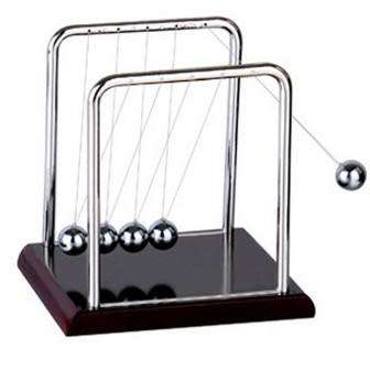 Newtons Cradle Desk Accessory