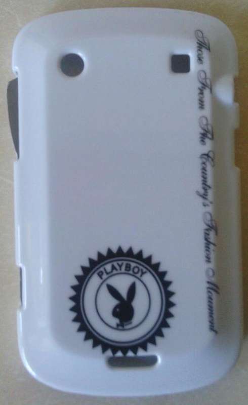 BLACKBERRY 9900/9930 COVER PLAYBOY