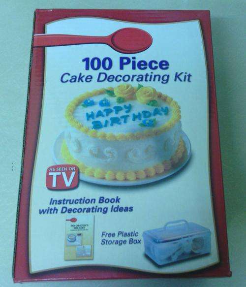 100 PIECE CAKE DECORATING KIT