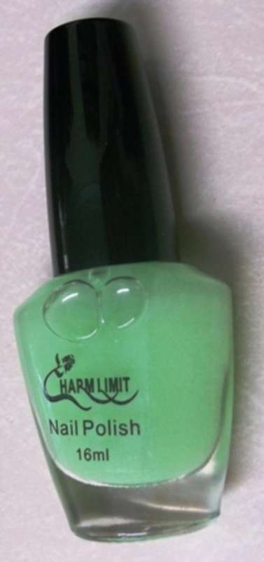 GLOW IN THE DARK NAIL POLISH