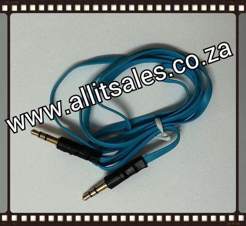 AUX CABLE LIGHT BLUE 1m
