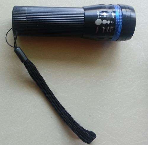3 MODE ZOOMABLE TORCH BLUE