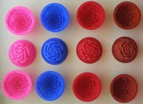 SILICONE BAKING MOLD ROSE SET OF 12