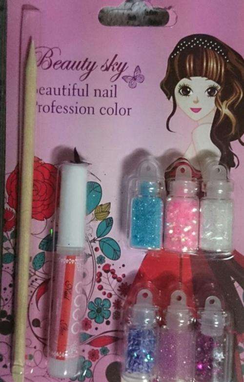 NAIL GLITTERS