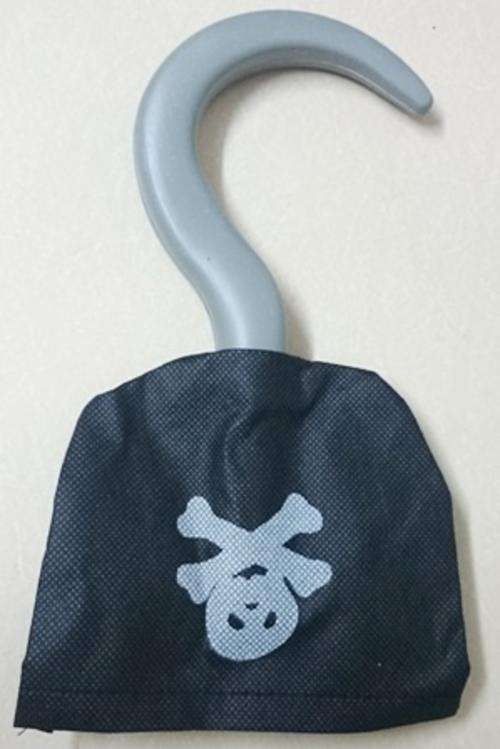 PIRATE HOOK