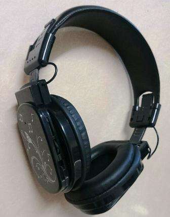 MP3 PLAYER - DIGITAL HEADPHONE - BLACK