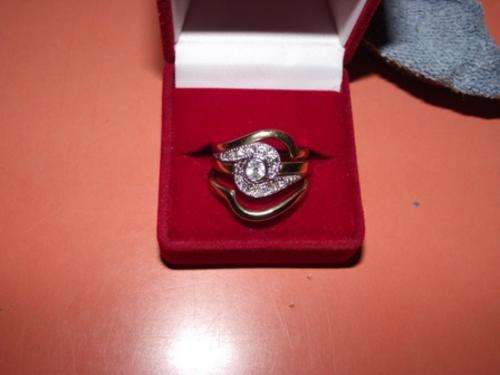 9 ct gold diamond ring with 2 wedding bands