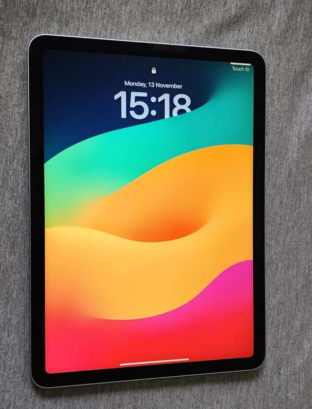 (Used) Apple IPad Air 4 (2020) 64GB Blue WIFI ONLY (Serial No in Description)