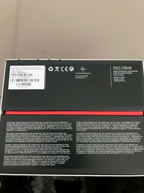 Beats Solo3 Wireless Gloss Black