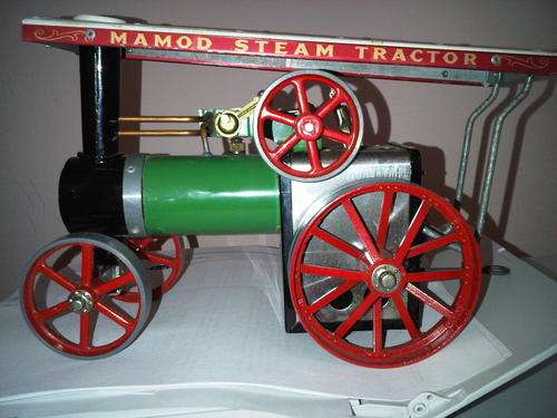 MAMOD STEAM TRACTOR - VINTAGE & COLLECTABLE