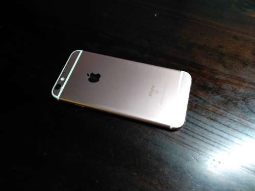 ***iPhone 6s 16 GB Rose Gold***Great Condition***