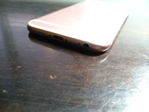 ***iPhone 6s 16 GB Rose Gold***Great Condition***
