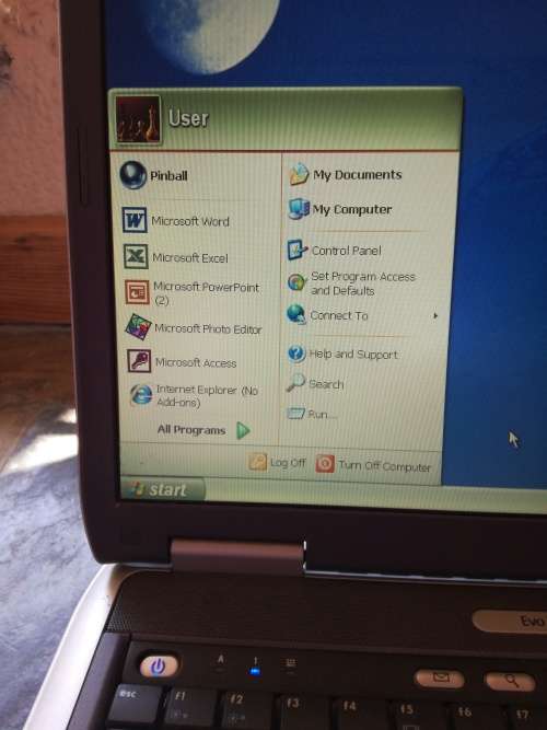 Compaq EvoN1050v laptop