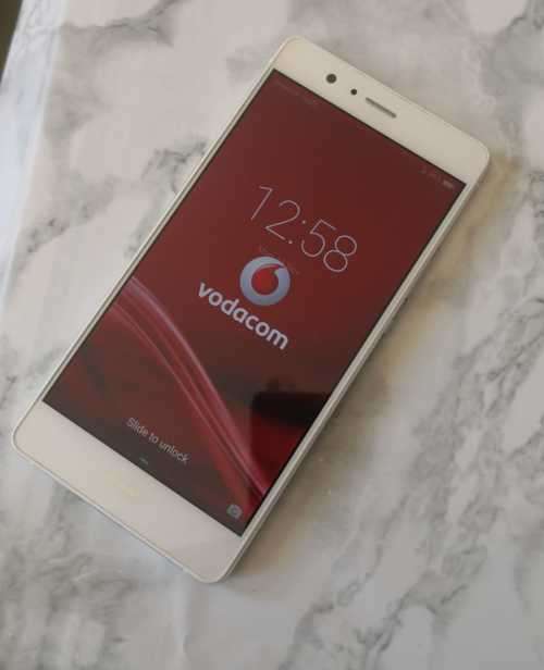 Huawei p9 light - excellent condition