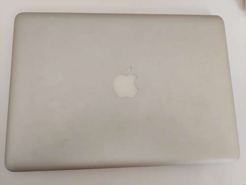 Apple MacBook *read description*