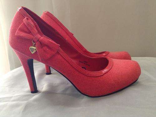*Size * Red/Pink Shoes