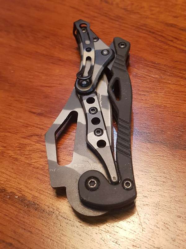 Camo Saefty Frame Folding Lock Pocket Knife - Good as New