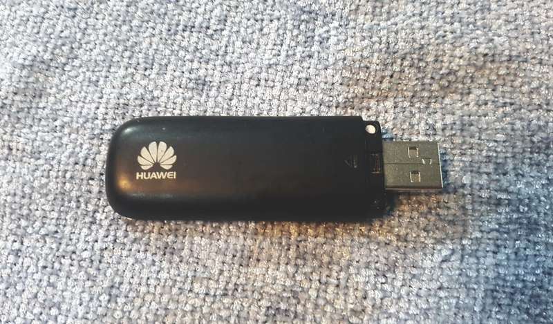 2nd Hand Huawei E3531 HSPA+ 21.6Mbps USB 3G Dongle - No Cap + SIM Adapter