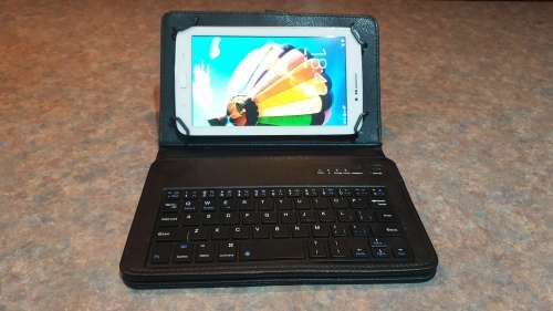 Samsung Galazy Tab 3 7inch + Bluetooth Keyboard