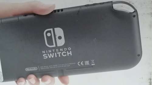 NINTENDO SWITCH LITE EXCELLENT CONDITION