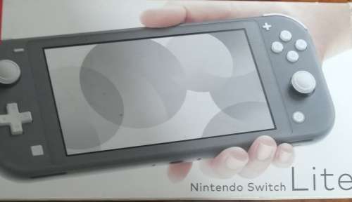 NINTENDO SWITCH LITE EXCELLENT CONDITION