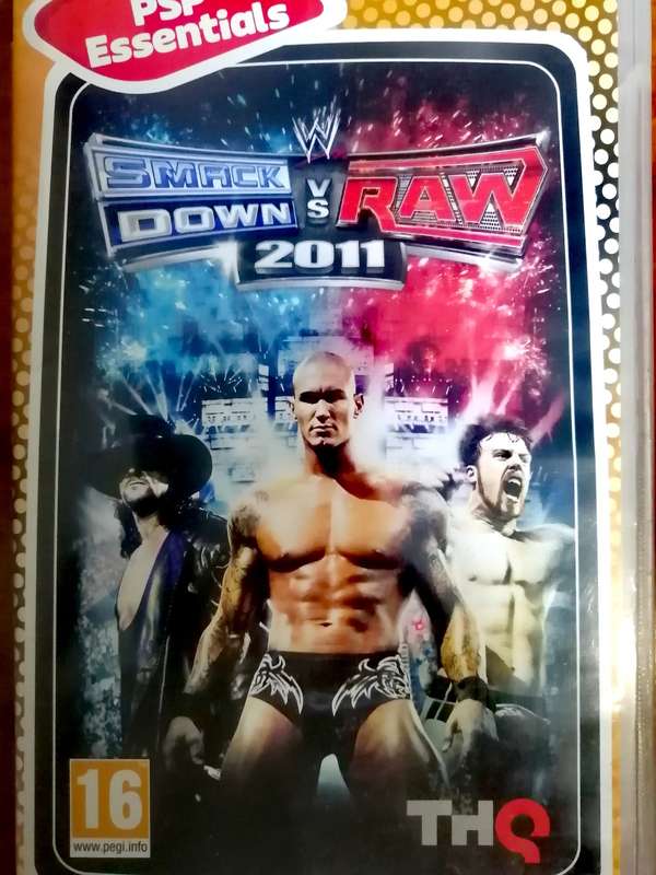 SMACK DOWN VS RAW 2011 (PSP)